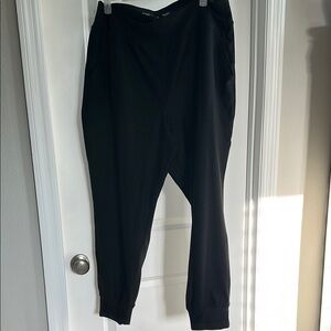 Old Navy Black Extra High Rise Jogger Track Pants with Tapered Fit